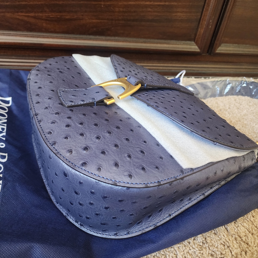 Dooney & Bourke Ostrich Embossed Emerson North South Reese Saddle Bag Blue Nwt - Picture 3 of 6